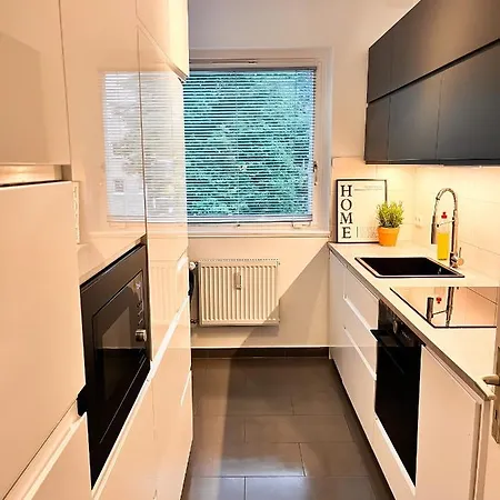 01 Bedroom In Mitte-Up To 5 People-Private Free Parking Berlijn Buitenkant foto