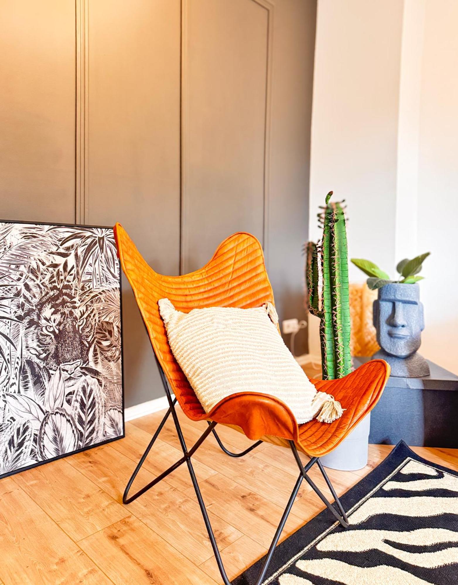 Appartement 01 Bedroom In Mitte-up To 5 People-private Free Parking *